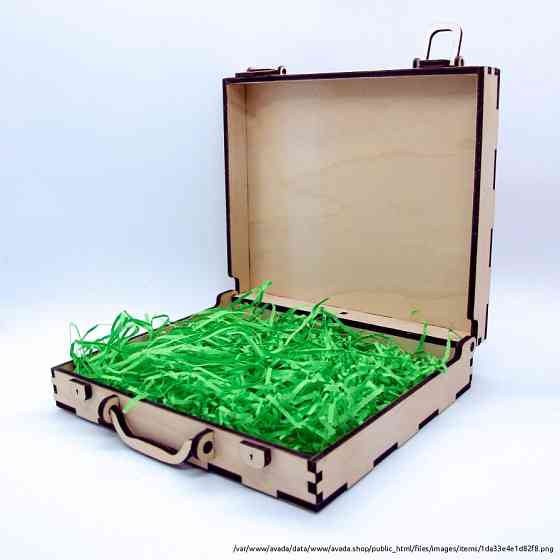 Подарочный чемоданчик для сувениров, фляжки, сладостей и т.п. Moscow