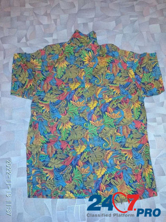 Продам яркие цветные рубашки рукав короткий 48/168 Италия Новосибирск - изображение 1