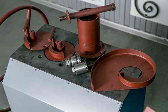 Кузнечные станки «ПРОФИ-2Р» - с механическим (ручным) приводом через редуктор предназначены для «холодной и горячей» ковки Tyumen'