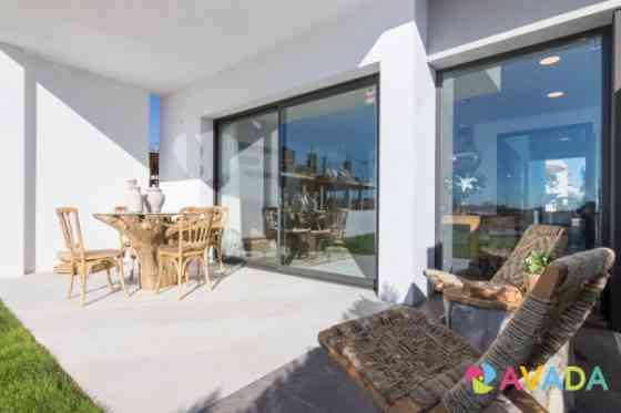 Недвижимость в Испании, Новые бунгало рядом с пляжем от застройщика в Торре де ла Орадада Пилар-де-ла-Орадада