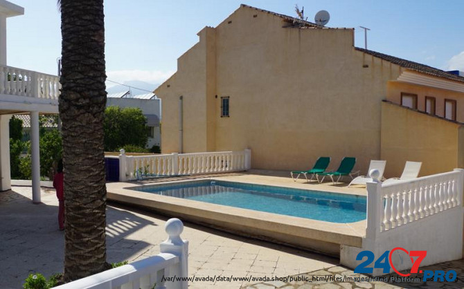 Продается вилла 230 кв метров с бассейном и частным садом в Л’Альбире Alicante - photo 1