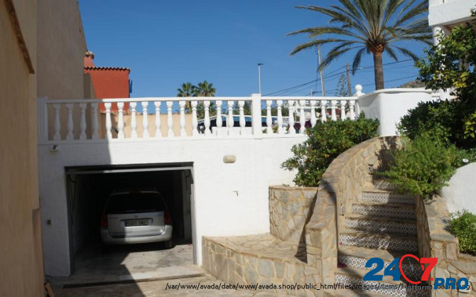 Продается вилла 230 кв метров с бассейном и частным садом в Л’Альбире Alicante - photo 5