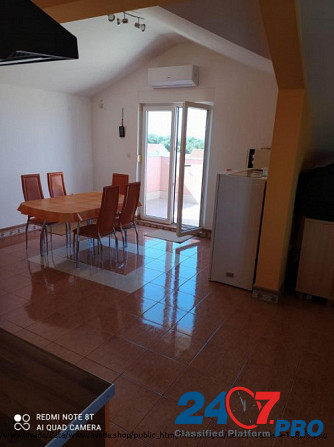 Продается отличная квартира с панорамным видом на море в Хорватии Задар - изображение 3