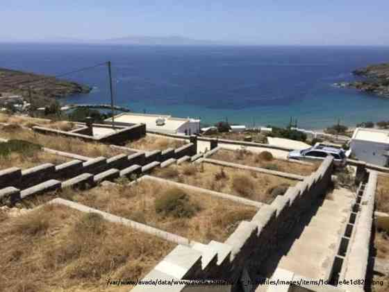 Мезонет недалеко от море на острове Тинос Греция Афины