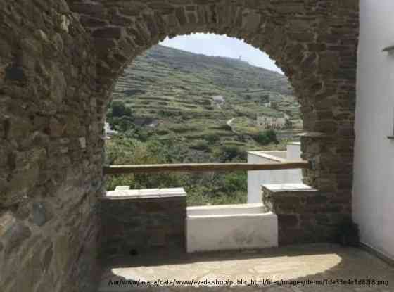 Традиционный дом расположен в тихом районе Афины