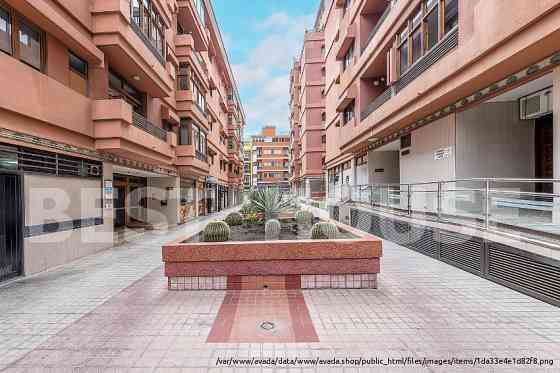 Bпечатляющя квартирa в самом центре города Murcia