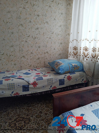 Посуточно без посредников койко-места в комнатах двухместная, трёхместная и пятиместная в трёхкомнат Novorossiysk - photo 5