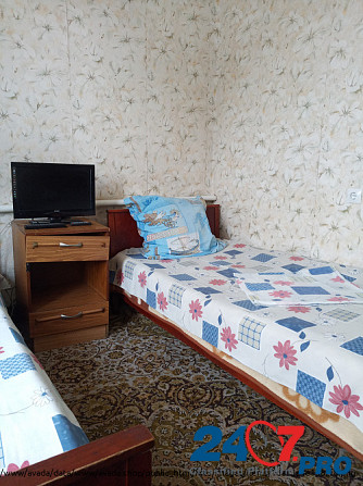 Посуточно без посредников койко-места в комнатах двухместная, трёхместная и пятиместная в трёхкомнат Novorossiysk - photo 6