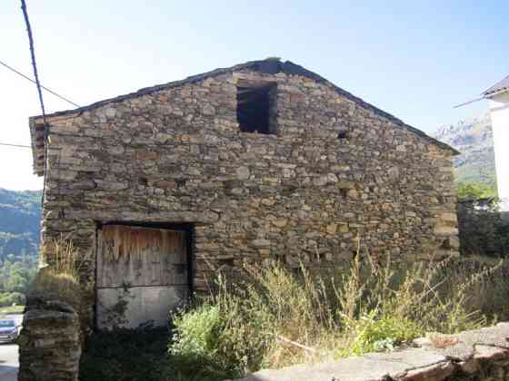 Впечатляющая деревенская ферма на продажу Ceuta