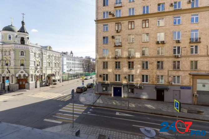 Продажа 2-комнатной квартиры в центре Москвы Москва - изображение 2
