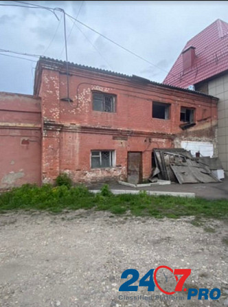 Здание в проходном месте с землёй. Kansk - photo 2