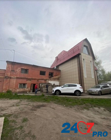 Здание в проходном месте с землёй. Kansk - photo 1