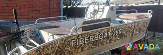 Моторная лодка fiberboat-380 Temryuk
