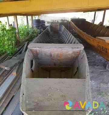 Деревянная лодка Abaza
