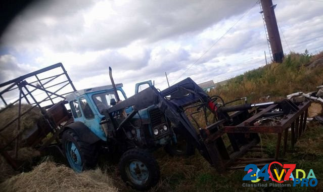 Трактор мтз50 с куном ковш, вилы Фершампенуаз - изображение 1