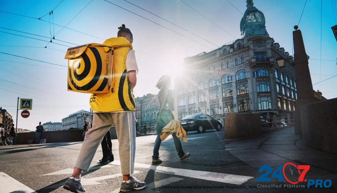 Яндекс Еда в поисках команды курьеров Санкт-Петербург - изображение 1