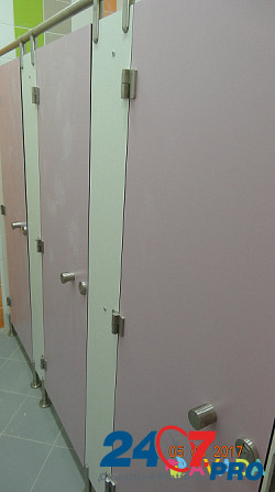 Сантехнические перегородки, душевые сантехнические кабины под ключ, панели HPL нержавеющая фурнитура Москва - изображение 2