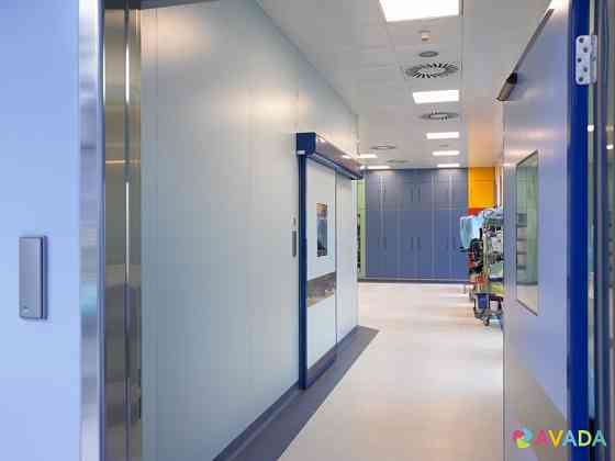 Панели HPL для медицинской отделки. Пластик компакт для отделки клиник, стен оперблоков, больниц КМ1 Moscow