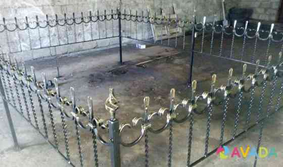Кованные ворота, заборы, навесы, ритуалиные ограды Ишеевка