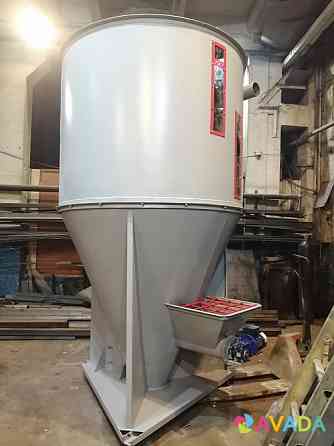 Вертикальный смеситель со шнеком ввода добавок Мощность 2, 57 кВт Объём 2, 3 м3 Yoshkar-Ola