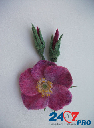 Брошь "Цветок шиповника Чебоксары - изображение 1