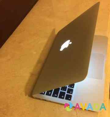 Apple MacBook Air 11" б/у 3 года Kazan'