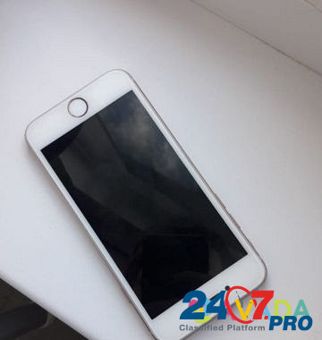 Apple iPhone 8 64GB Золотой 21000 Барнаул - изображение 2