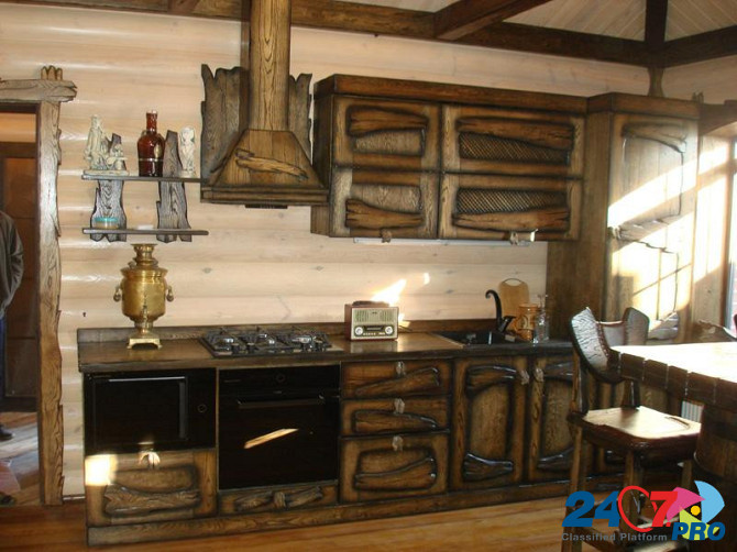 Кухни из дерева, деревянная кухонная мебель, столы, стулья, буфеты Краснодар - изображение 2