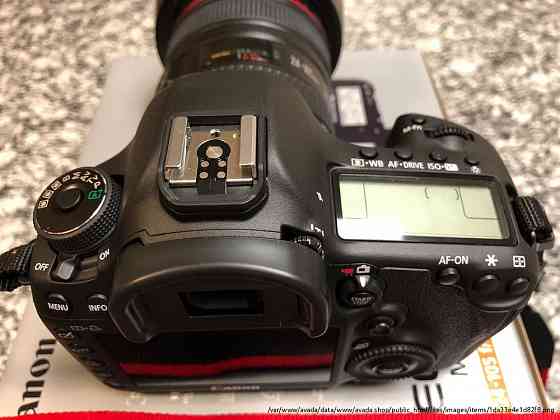 Canon EOS 5D Mark III DSLR камеры с объективом 24-105 мм Moscow