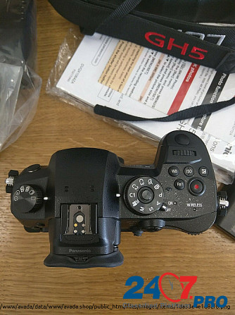 Panasonic Lumix DC-GH5 беззеркальных Micro Four Thirds цифровой камеры Москва - изображение 5
