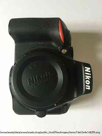 Nikon D5600 Цифровая зеркальная фотокамера (только корпус) Москва