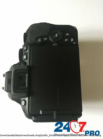 Nikon D5600 Цифровая зеркальная фотокамера (только корпус) Москва - изображение 5