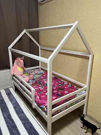 Дитяче ліжко-будиночок Kiev
