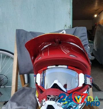 Шлем fox v2 колени щитки tld Евпатория - изображение 1