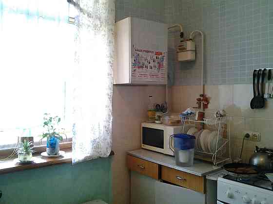 Обменяю на дом или две квартиры.свою трех комнатную Севастополь Sevastopol