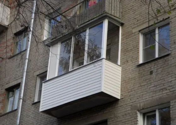 «Новосиббалкон» – ваш надежный партнёр в остеклении, отделке и утеплении балконов, лоджий и загородных домов Novosibirsk