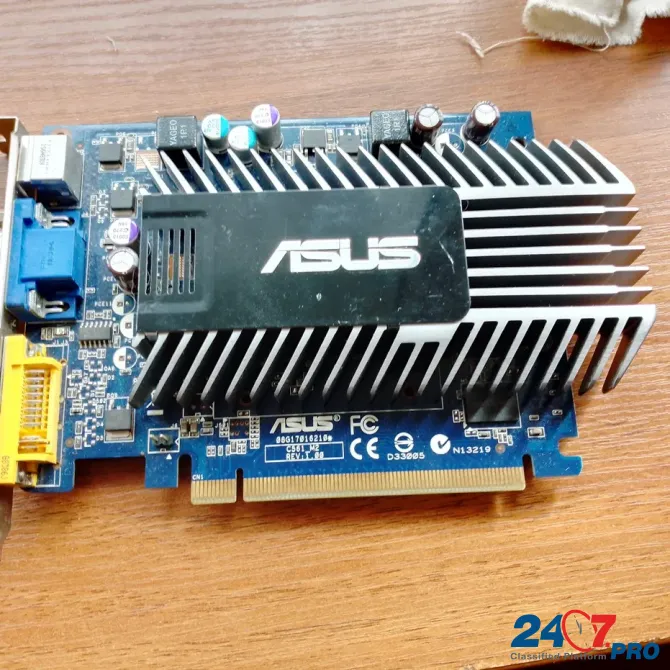 Видеокарта ASUS NVIDIA GeForce 8400 GS 512МБ DDR2 Сочи - изображение 1