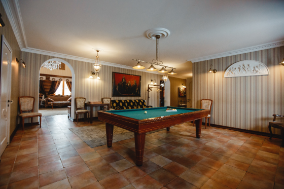 Большие коттеджи на 14 гостей в парк-отеле «Юхновград» 