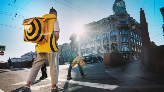 Партнёр сервиса Яндекс Еда приглашает курьеров Sankt-Peterburg