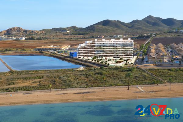 Недвижимость в Испании, Новые квартиры на первой линии пляжа от застройщика в Ла Манга, Коста Калида Murcia - photo 1