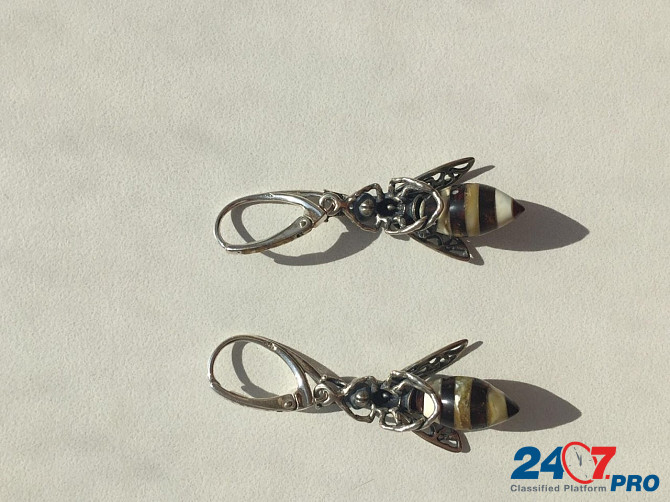 Серьги пчела бижутерия украшение металл под золото камни натуральные сережки женские мода стиль топ Москва - изображение 6
