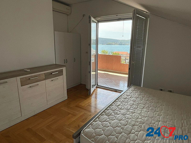 Просторная квартира с 2 спальнями в 100м от моря Budva - photo 10